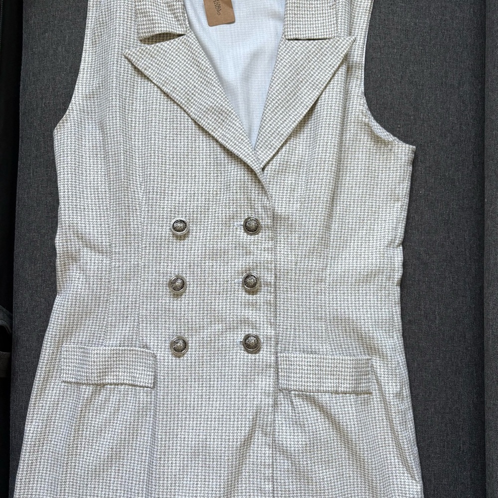 Vintage Sleeveless Double-Breasted Vest & Skirt Set - Cream and Light Gray